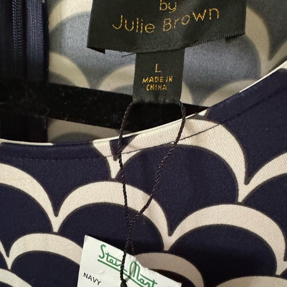 NWT Julie by Julie Brown long sleeve navy and white dress size L - Picture 2 of 6